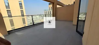 Spacious luxurious brand new studio apartment with huge s8ze terice