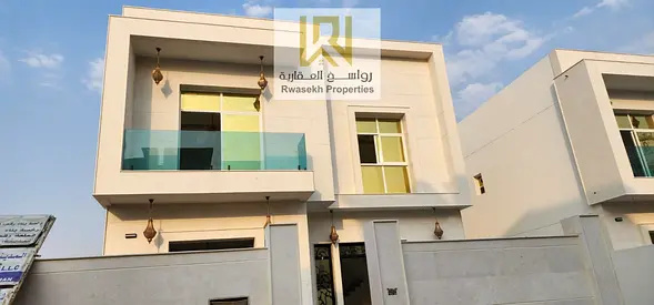🏡 Luxury Villa for Sale in Al Yasmeen – Where Comfort Meets Elegance  📐 Plot Area: 3,014 sq.ft   🏗️ Built-Up Area: 3,200 sq.ft    ✨ 5 Master Bedroo