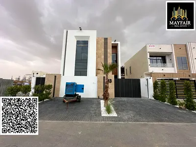 فيلا رئيسية مكونة من 4 غرف نوم 🛏️🏡 مع خدمة نقل متضمنة