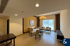 1,040 SQ FT - HIGH FLOOR - FURNISHED