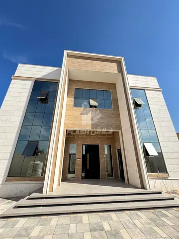 للبيع فيلا دورين مودرن منطقة جلفار