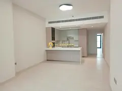 WELL PLANNED LAYOUT | SPACIOUS | READY TO MOVE