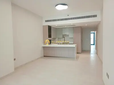 WELL PLANNED LAYOUT | SPACIOUS | READY TO MOVE