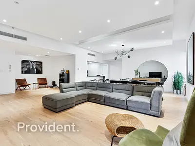 Upgraded | Vacant Soon | Close to Beach