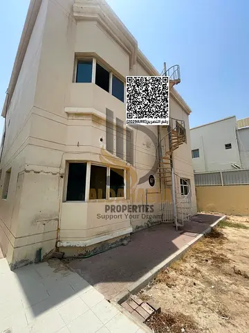 🏡 فيلا راقية للإيجار السنوي في منطقة الجرف 1 – عجمان