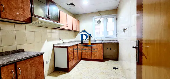 NEXT TO POND PARK| FREE PARKING | 2 BHK| HUGE FLAT | OPEN VIEW
