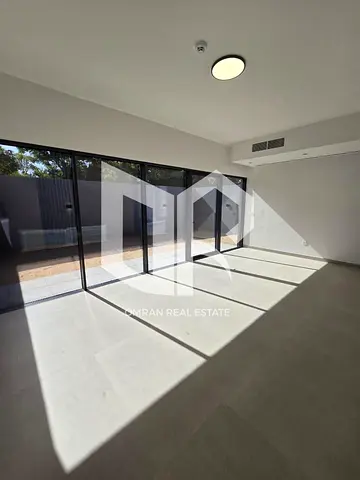 🌳 فرصة استثمارية النخبة في قلب "مسار" - روبينيا (Robinia) 🌳 امتلك التميز في "مجتمع الغابة" الأول من نوعه في الشارقة!