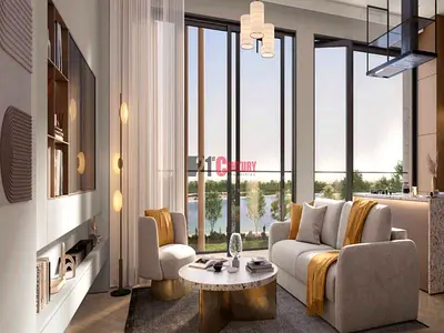 Luxury 3BR with Lake, Pool & Garden Views