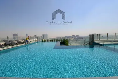 Corner Unit | Spacious | High floor