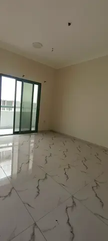 LOW PRICE 2BHK CENTRAL AC CENTRAL GAS WITH BALCONY &JUST IN 35K*