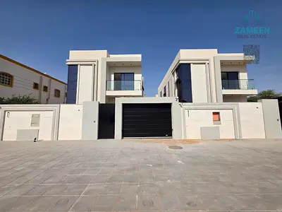 For sale: A super deluxe residential investment villa with marble and stone cladding. It features three facades. Luxurious finishing and a prime loca