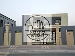 Spacious 5 BR Villa for Sale in Al uraibi