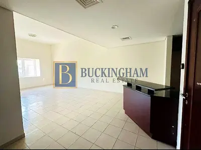 Spacious 1BR | Balcony l Great Investment