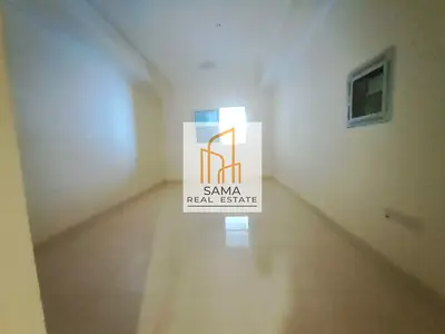 Spacious studio with side kitchen close to zahia city center for family just in 25k