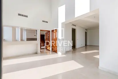 Huge Layout | Burj Khalifa View | Vacant