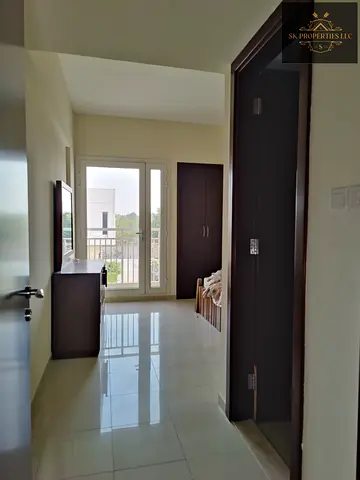 🏡 منزل تاون هاوس فاخر مكون من 4 غرف نوم مع مسبح خاص في الجوري، الزاهية | 210,900 درهم إماراتي سنوياً | دفعة واحدة بشيك واحد 🏡