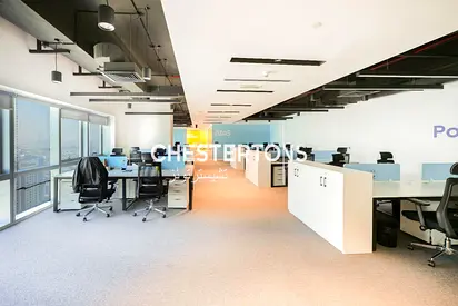 No Agent | Full Floor | 16 Parking | Near Metro