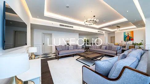 Fully Upgraded Half-Floor, Breathtaking Sea View, High-End Smart Home