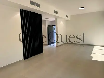 4 BR CORNER | BIG PLOT | 50% CASH