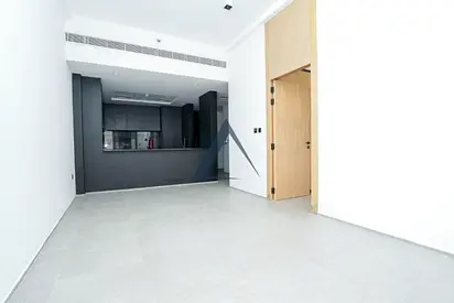 1 BHK with Jacuzzi | Prime Location | Vacant