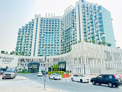 Skyline View | Spacious | Vacant on Transfer