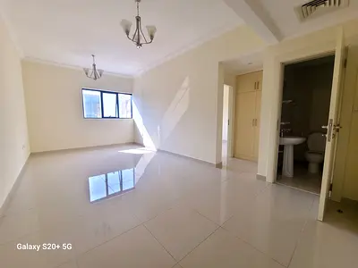 Luxurious 1bhk with parking, 2 washrooms new muwaileh sharjah