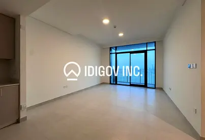Sea View | 2 Bedroom | Spacious | Vacant