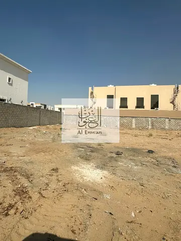 ارض للبيع مساحة  ١٠ الاف قدم تصريح سكني بي منطقة الحوشي