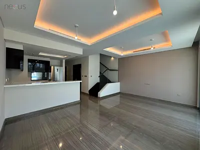 Single Row | Golf Course View | Private Garden