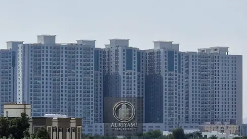 Family 2BR with Balcony – Prime Location