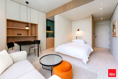 Luxury Studio | WFH Friendly | Great Amenities