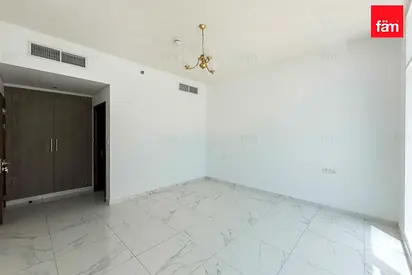 Multiple Options| High ROI | Closed Kitchen