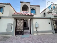 Villa for sale in a prime location and at a great price. 4 bedrooms, super deluxe finishing, freehol