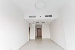 EXCLUSIVE | LARGE UNIT | AGENTS PLEASE EXCUSE