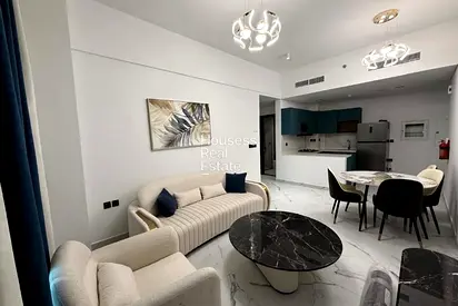 Brand New | luxuriously furnished | Vacant