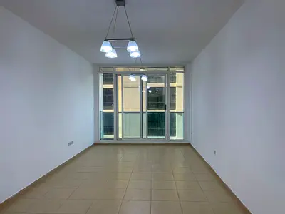 Very Specious Apartment Chiller Free