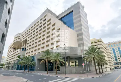 High Floor | Chiller Free | Big Layout