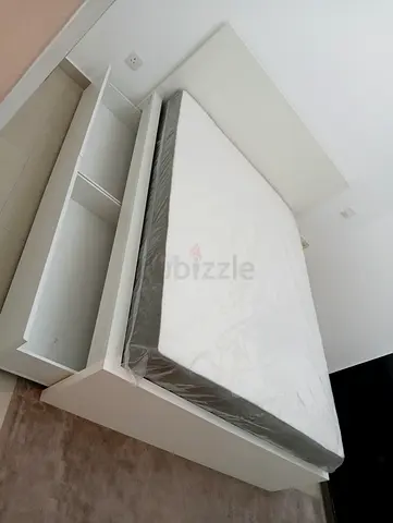 IKEA Malam queen size 160×200cm bed frame with 2 big storage drawers underneath and with IKEA mattre