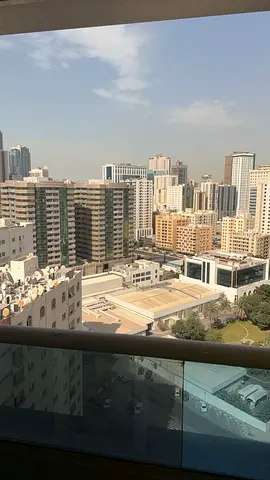 للبيع شقة جميلة مع اطلالة جميلة في برج هند منطقة التعاون