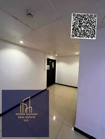 بناية سكني تجاري ارضي و أربع طوابق