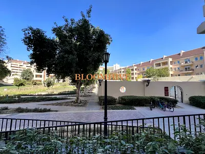 Gated Community 3BR Green View with Storage Room Up Graded