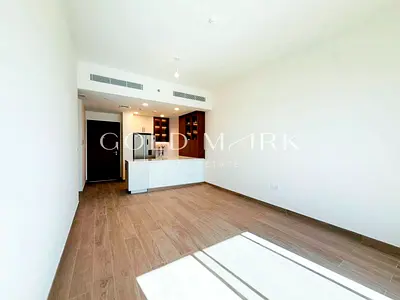 Ready To Move | Street View | High Floor