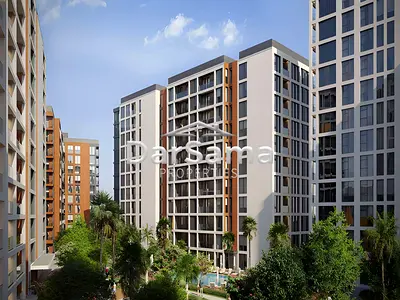 Freehold | Luxury | Resort Style | Near School and University