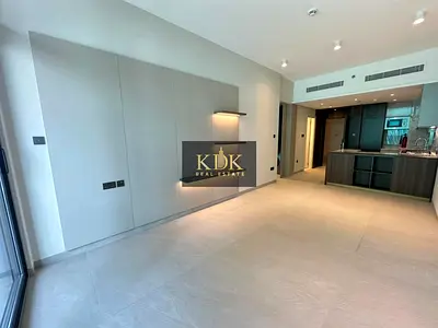 Brand New | Fitted Kitchen | Community View