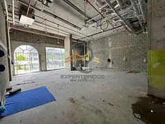 F&amp;B / Clinic | 2243 Sq.Ft. | Luxury Community