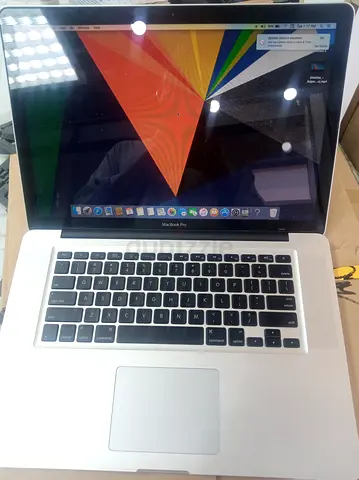 Apple MacBook core i5, 4/500 with charger.  Model 1286, 2010. 15 inch screen