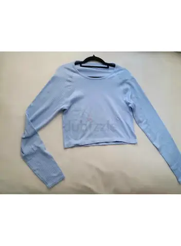 Tchibo Womens Ribbed Long Sleeve Stretch Crop Top – Light Blue – Size M