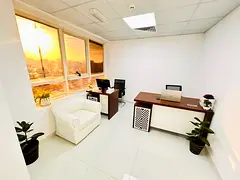 Modern Office | Bank Account Assistance | Free Amenities |