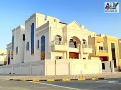 For rent in Al-Haliyo 2 - Corner villa, ground floor, first floor and roof