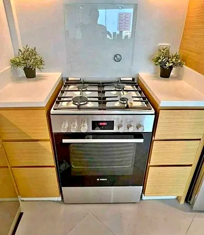 Bosch 4 burner top Gass oven electric cooker